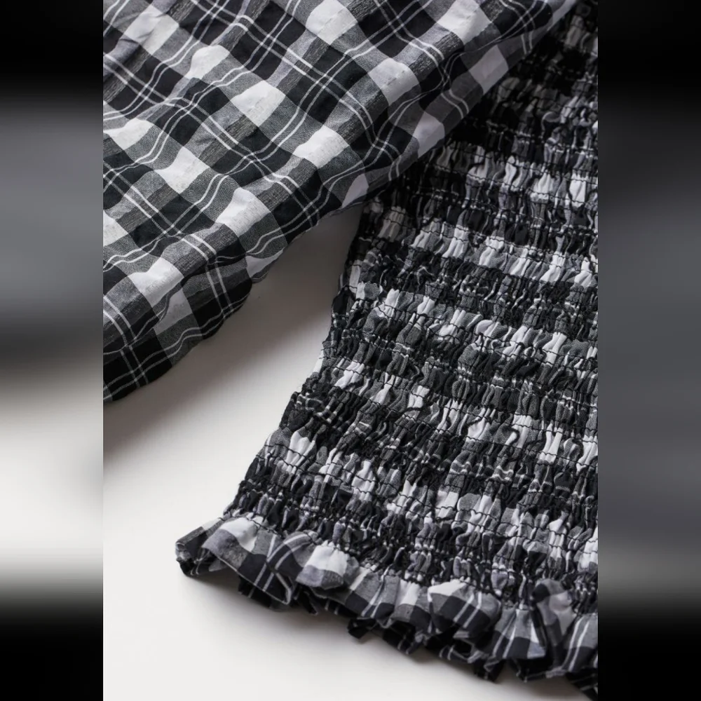 H&M smocked blouse - Picture 6 of 6